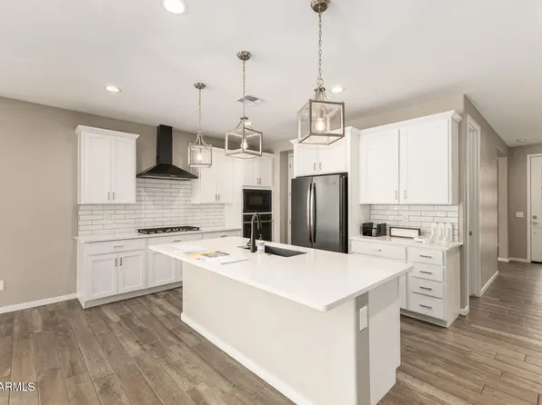 15745 W MADISON Street, Goodyear, AZ 85338