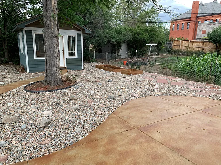 1340 Poplar St — Photo 5