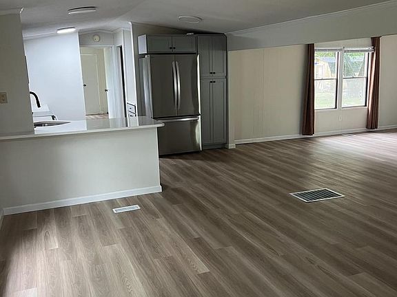 2nd image of 25487 Smith Way