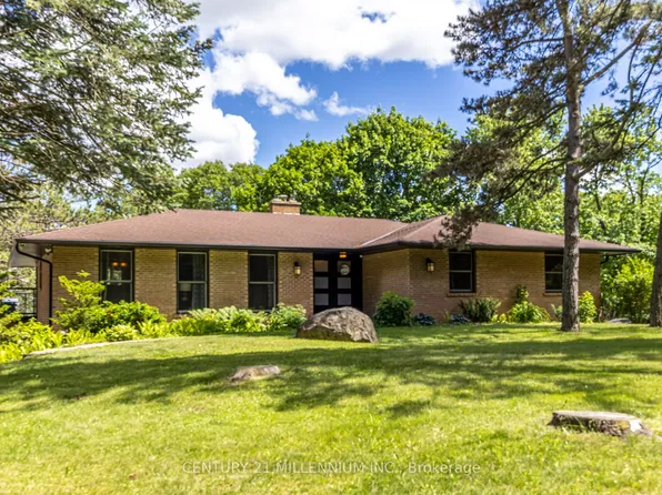 44 Gibson Lake Dr, Caledon, ON L7E 4B2