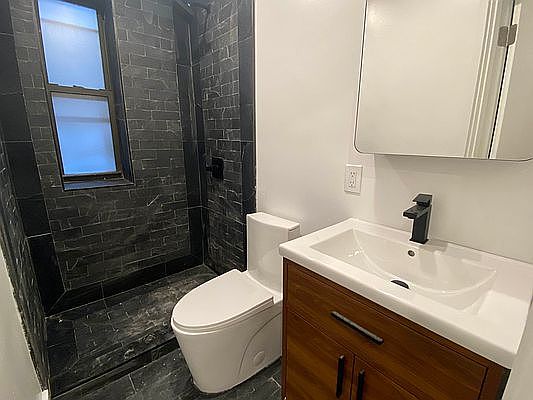 5th image of 530 E 84th St #7A