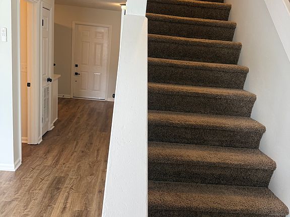 5th image of 5032 Durant Ave
