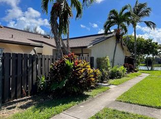 1602 Waterview Cir, Palm Springs, FL 33461