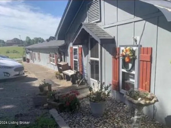 155 Bleemel Ln, Mount Washington, KY 40047
