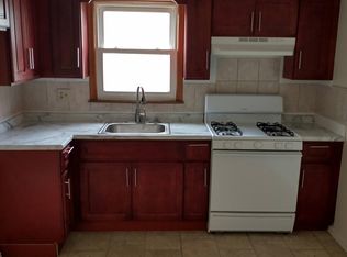 18 E Davis St, Harrison, NJ 07029