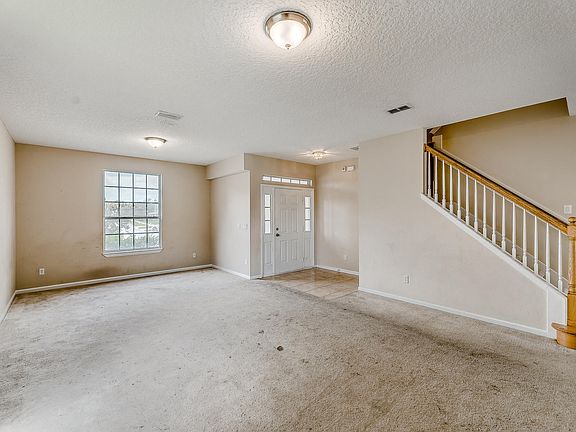 5th image of 9101 Jennifer Ln