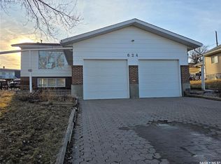 624 7th Ave NE, Swift Current, SK S9H2N9