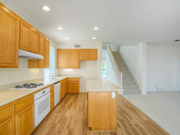 2938 W Canyon Ave W — Photo 13