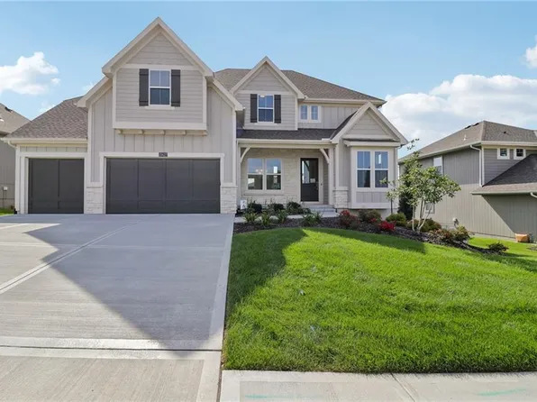 15627 W 168th Ter, Olathe, KS 66062