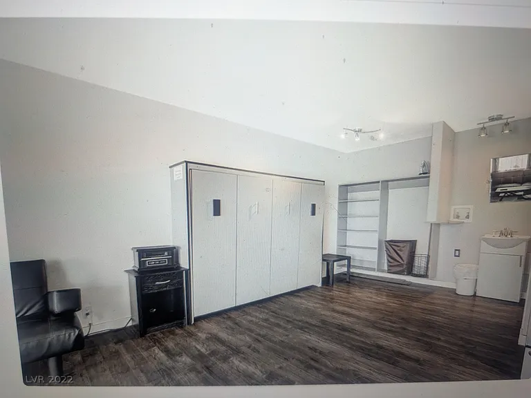 4600 University Center Dr #188 — Photo 5