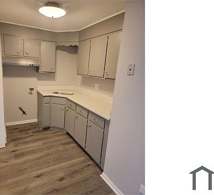 5th image of 8931 S Dauphin Ave APT 2N