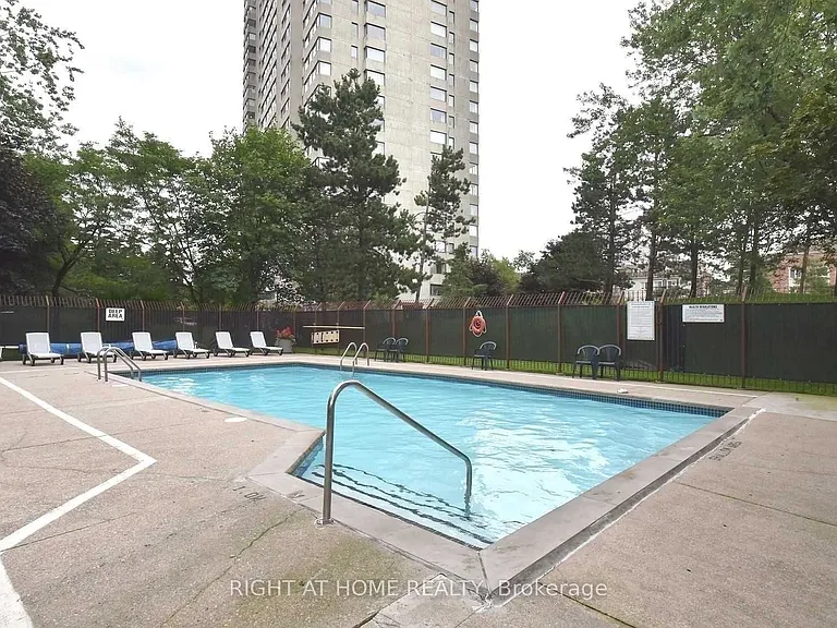 133 Torresdale Ave #1601 — Photo 13