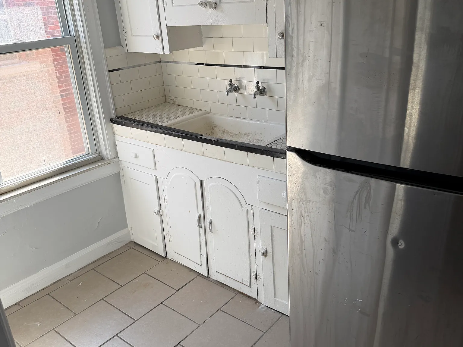 1 bed, 700 sqft, $700 — Photo 1