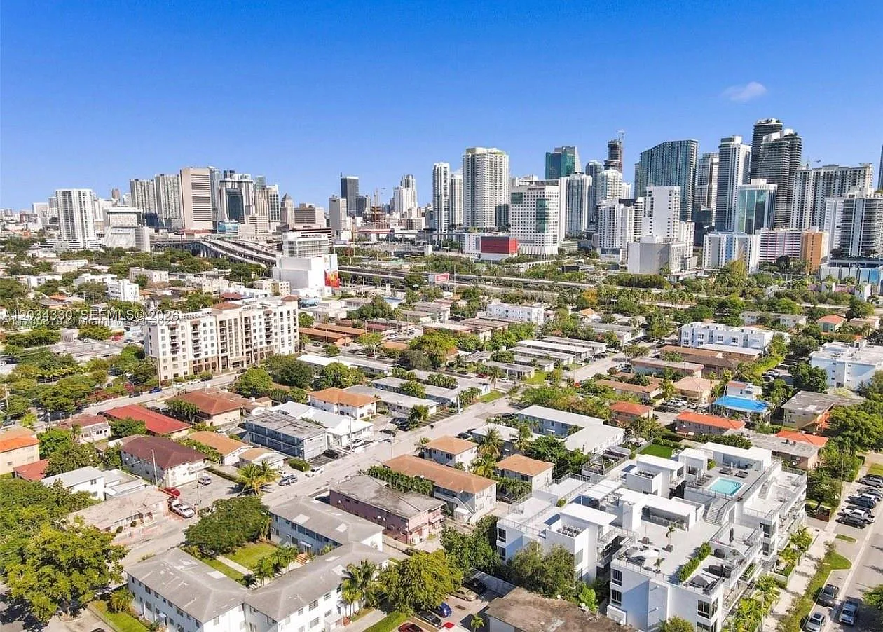 City Of Miami South — Photo 4