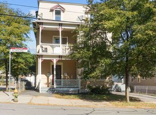 53 Roanoke St, Providence, RI 02908