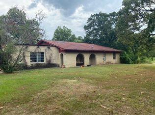 275 28th St NW, Paris, TX 75460