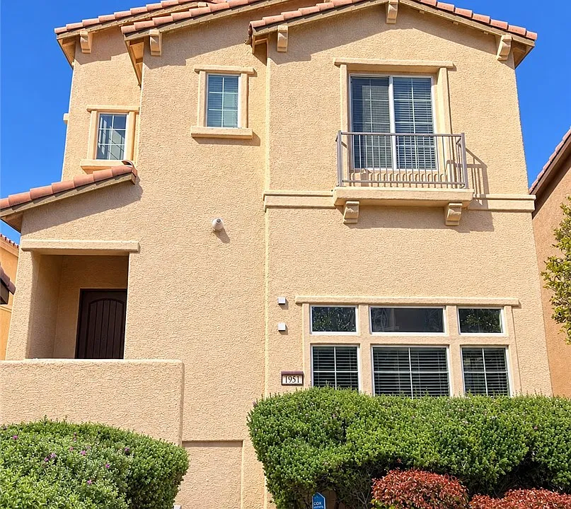 1951 Ardilea St