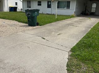 709 E Linda Layne, Muncie, IN 47303