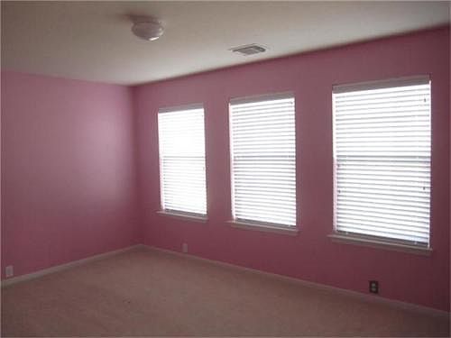 3rd image of 16507 Aberdeen Green Dr