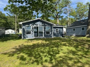6105 Loud Dr, Oscoda, MI 48750