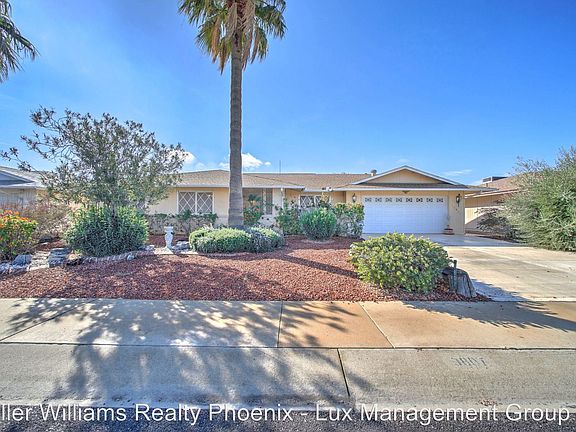 3rd image of 9807 W Emberwood Dr