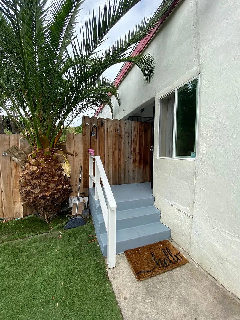 1BD/1BA Condo with Private Yard and W/D Hookups! — Photo 2