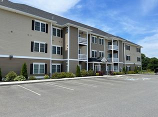 9 Rogers Way #201, Lunenburg, MA 01462