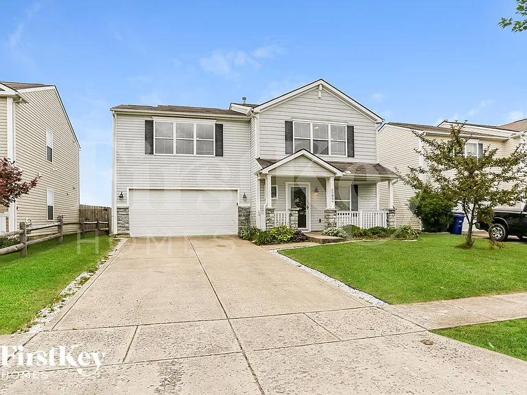 7399 Kenrich Dr — Photo 2
