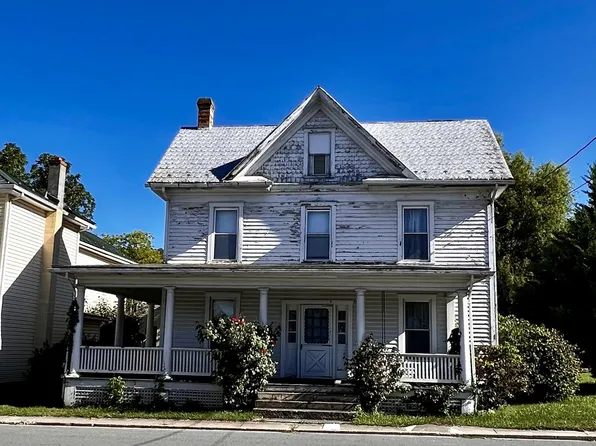 115 W Main St, Wardensville, WV 26851