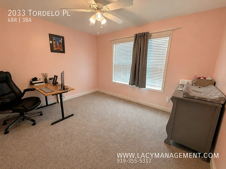 2033 Tordelo Pl — Photo 18