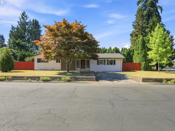 2729 13th Ave, Forest Grove, OR 97116