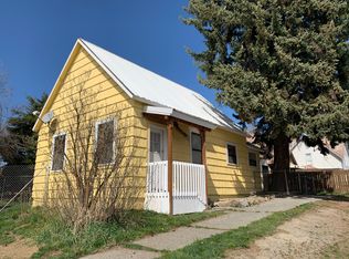 302 W 2nd St #1/2, Cle Elum, WA 98922