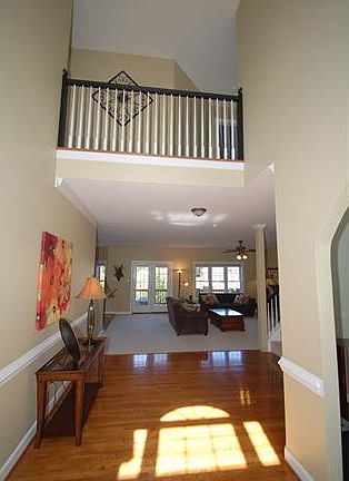 3rd image of 11904 Sumner Ct