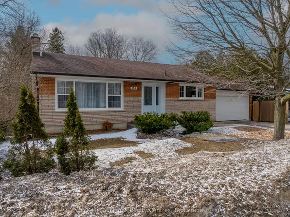 458 Market St, Saugeen Shores, ON N0H 2C2