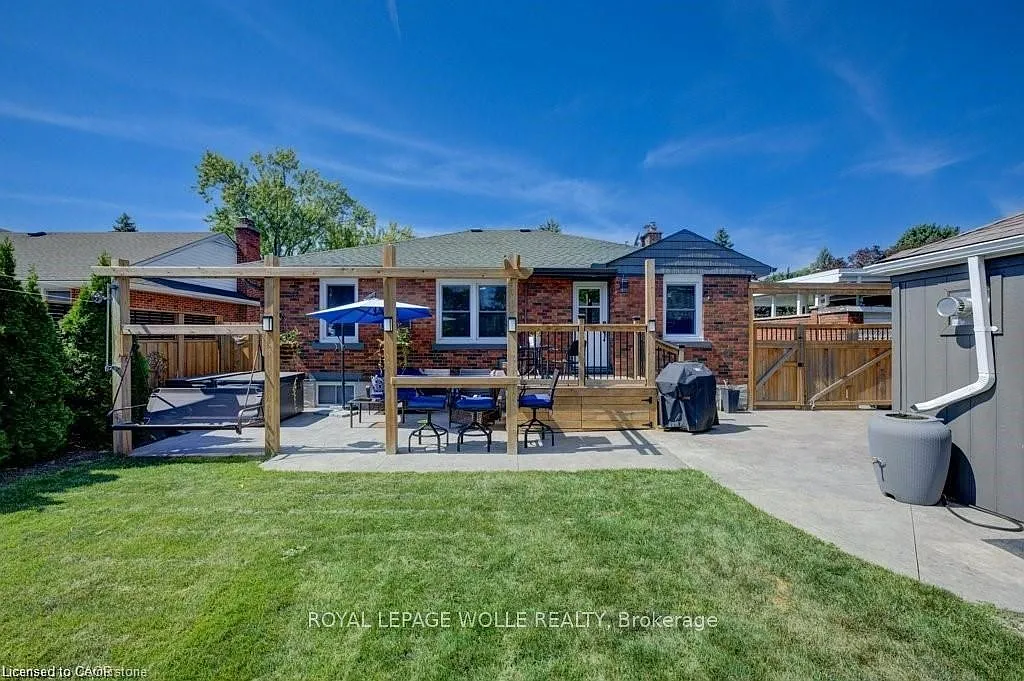 2 bed, $1,950 — Photo 1