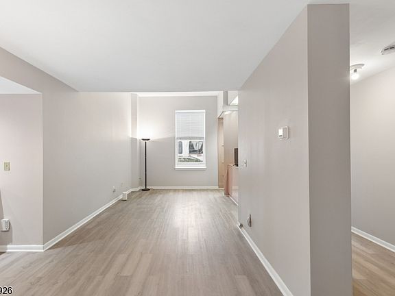 4th image of 54 W Cherry St #112