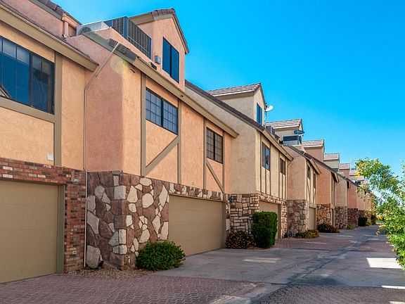 2nd image of 1566 Palace Way Unit 36