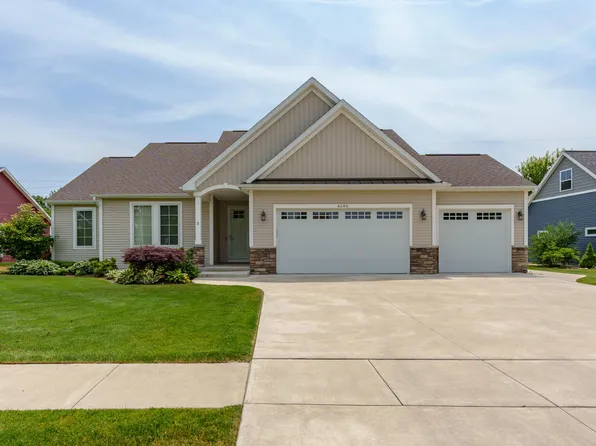 4686 Bahama Ln, Portage, MI 49002