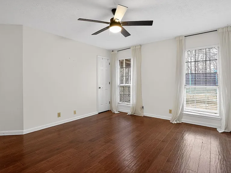 3016 Brantley Dr — Photo 16