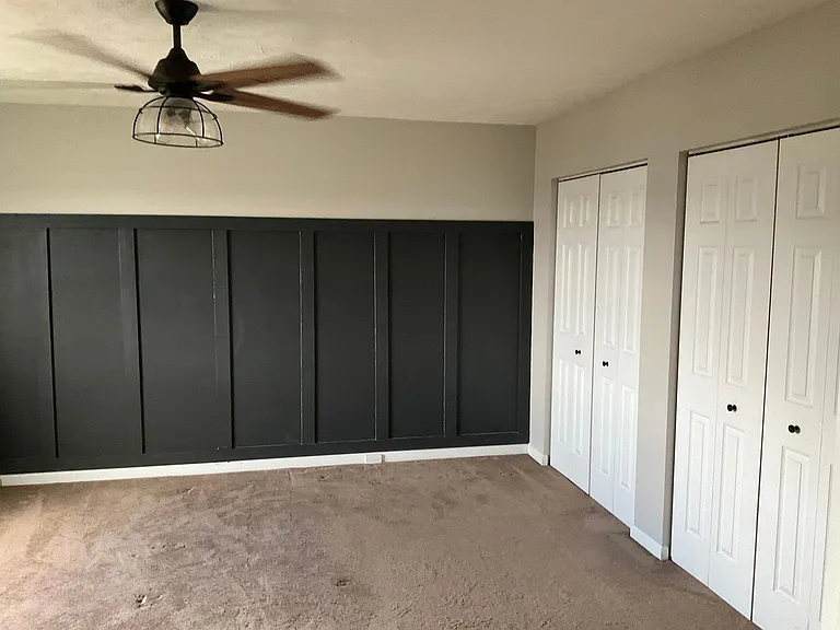 1049 Royal Dr — Photo 25