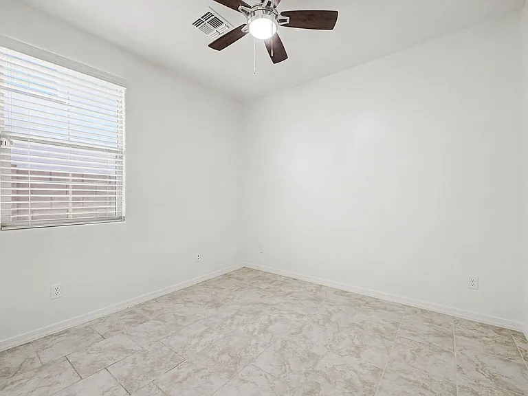 17239 W Desert Sage Dr — Photo 23