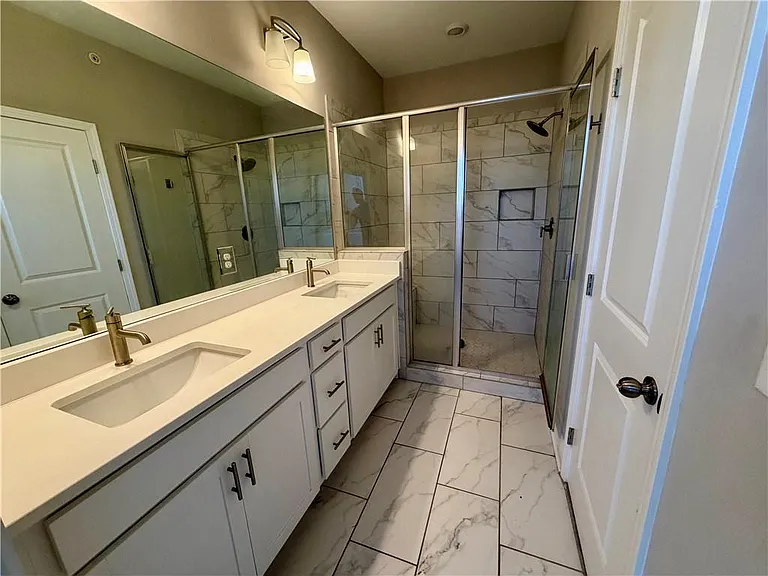 324 Overture Ct — Photo 11