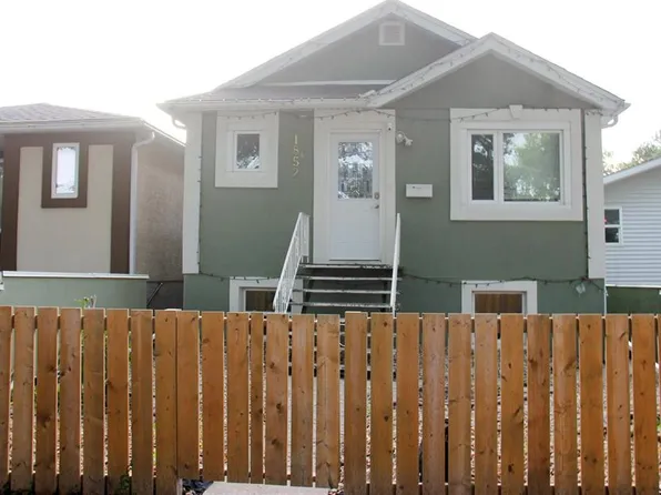 1852 QUEBEC STREET, Regina, SK S4P 1J6