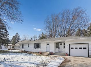 113 Jefferson Ave SW, Watertown, MN 55388