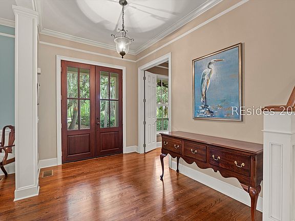 4th image of 6 Winding Oak Ct