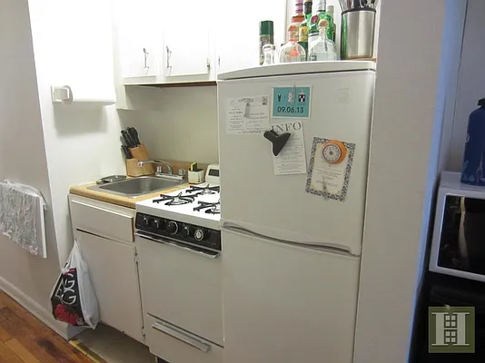 Rented by Halstead Real Estate | media 19