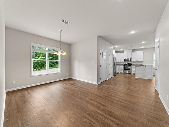 3rd image of 109 Pocola Dr Unit B