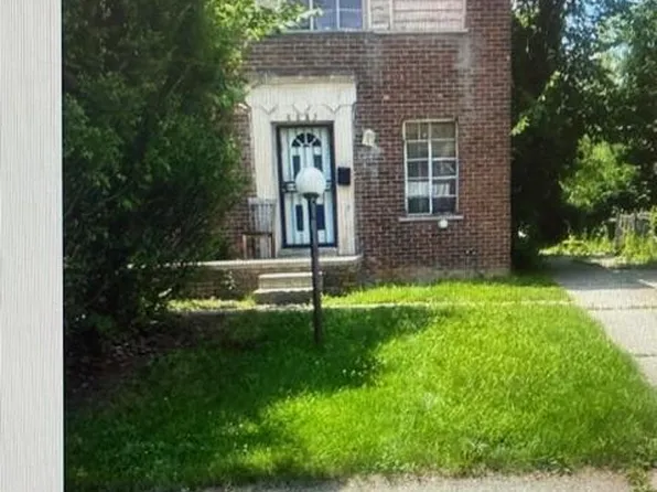 8883 Rutherford St, Detroit, MI 48228