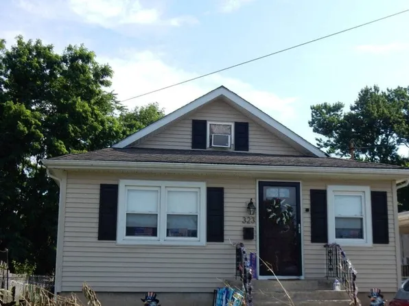 323 Lake St, Mount Ephraim, NJ 08059