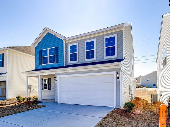 3rd image of 3056 Hallsdale Dr